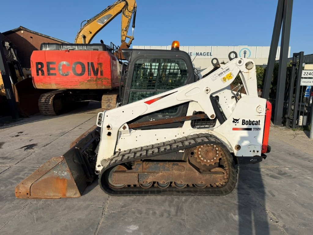Bobcat T650 Like New !! 