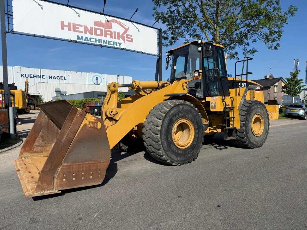 Caterpillar 966G ! 
