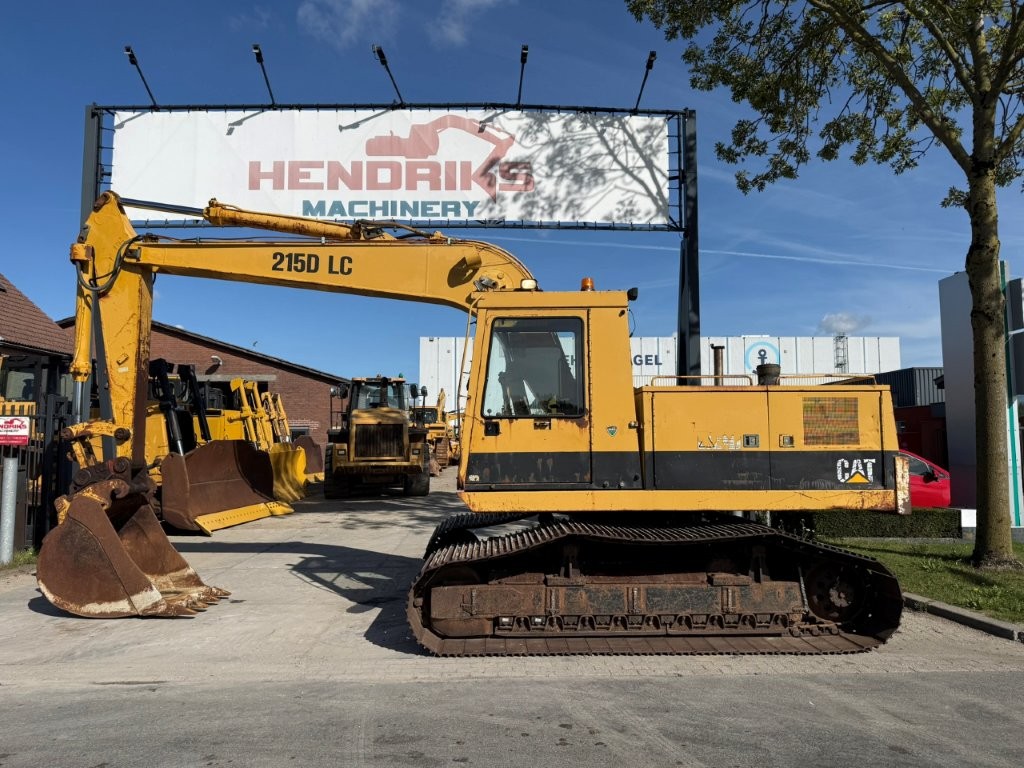 Caterpillar 215DLC 